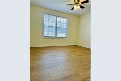 106 Laura Drive, Saint Peters, MO 63376 - Photo 8