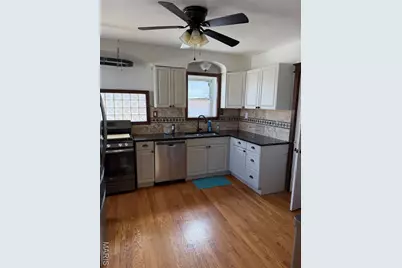 5601 Tholozan Avenue, Saint Louis, MO 63109 - Photo 10