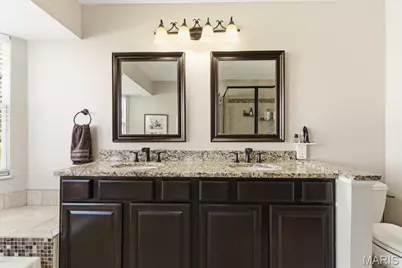 211 Cheval Square Drive, Chesterfield, MO 63005 - Photo 22