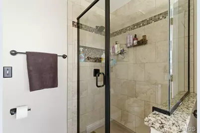 211 Cheval Square Drive, Chesterfield, MO 63005 - Photo 24