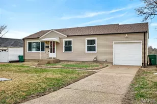 10505 Ewell Dr, Saint Louis, MO 63137 - Photo 2