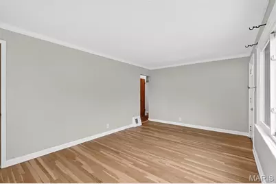 10505 Ewell Drive, Saint Louis, MO 63137 - Photo 8