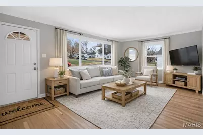 10505 Ewell Drive, Saint Louis, MO 63137 - Photo 4