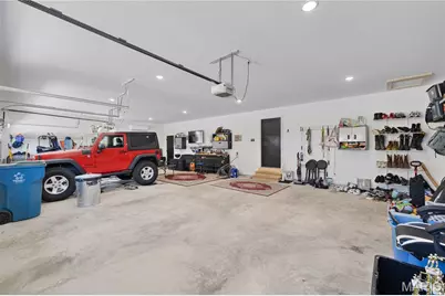 9784 Ridgecrest Drive, Hillsboro, MO 63050 - Photo 32