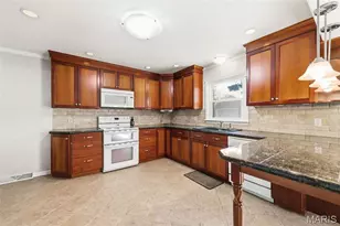 806 Camp St, Washington, MO 63090 - Photo 6