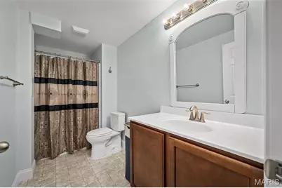 2073 Hawks Landing Drive #C, Lake Saint Louis, MO 63367 - Photo 32