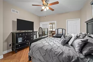 2073 Hawks Landing Dr, Lake Saint Louis, MO 63367 - Photo 16