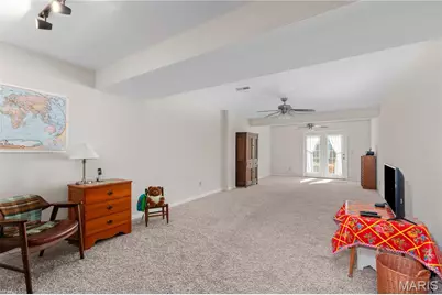 7356 Whitehall Colonial Lane, Saint Louis, MO 63119 - Photo 18