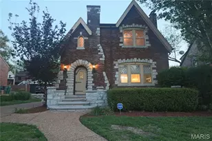 7326 Country Club Dr, Saint Louis, MO 63121 - Photo 6