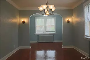 7326 Country Club Dr, Saint Louis, MO 63121 - Photo 12