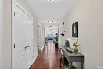 123 W Bodley Avenue #303, Kirkwood, MO 63122 - Photo 4