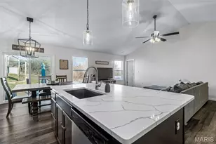 1018 Savanna Pl Dr, Festus, MO 63028 - Photo 12