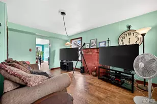 306 Wall St, Wentzville, MO 63385 - Photo 12