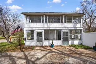 306 Wall St, Wentzville, MO 63385 - Photo 8