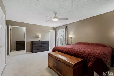 1041 Terracewood Circle, Ballwin, MO 63011 - Photo 12