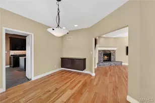 1221 Ruth Dr, Kirkwood, MO 63122 - Photo 10