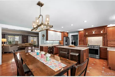 12301 Matthews Lane, Saint Louis, MO 63127 - Photo 16