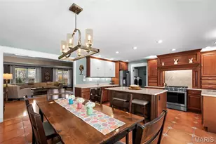 12301 Matthews Ln, Saint Louis, MO 63127 - Photo 16