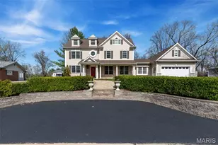 12301 Matthews Ln, Saint Louis, MO 63127 - Photo 2
