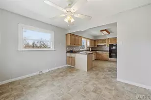 207 Scenic Dr, Elsberry, MO 63343 - Photo 22