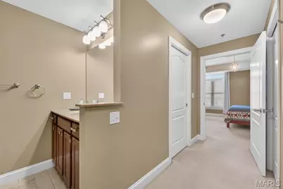 540 N and South Road #103, University City, MO 63130 - Photo 14