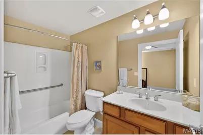 540 N and South Road #103, University City, MO 63130 - Photo 16