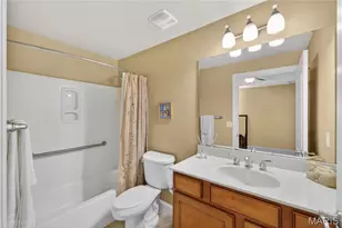 540 North and South Rd, University City, MO 63130 - Photo 16