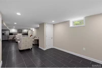 9443 Oakwood Manor Lane, Sunset Hills, MO 63126 - Photo 22
