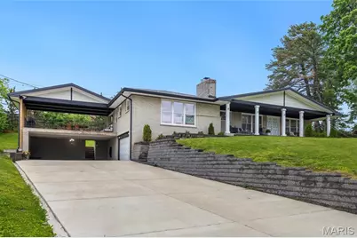 9443 Oakwood Manor Lane, Sunset Hills, MO 63126 - Photo 34