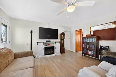 839 Caulks Hill Road, Saint Charles, MO 63304 - Photo 10