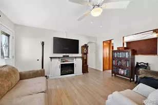 839 Caulks Hill Rd, Saint Charles, MO 63304 - Photo 10