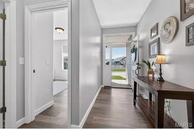 703 Tinsley Court, Saint Charles, MO 63304 - Photo 4