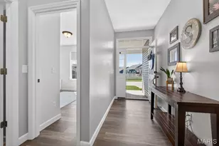 703 Tinsley Ct, Saint Charles, MO 63304 - Photo 4