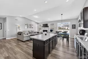 703 Tinsley Ct, Saint Charles, MO 63304 - Photo 12