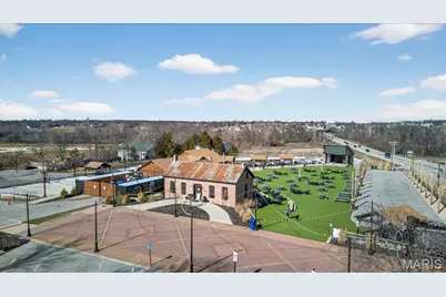 703 Tinsley Court, Saint Charles, MO 63304 - Photo 40