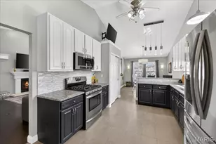 1106 Lupine Ct, O'Fallon, MO 63366 - Photo 8