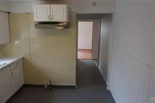 9922 Lilac Dr, Riverview, MO 63137 - Photo 6