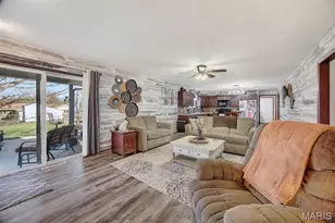 22762 Post Oak Ln, Lebanon, MO 65536 - Photo 12