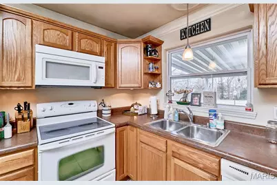 1080 Meadowbrook Drive, Troy, MO 63379 - Photo 20