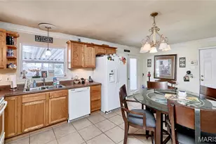 1080 Meadowbrook Dr, Troy, MO 63379 - Photo 12