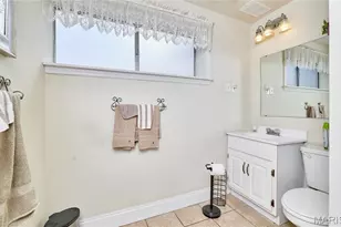 1080 Meadowbrook Dr, Troy, MO 63379 - Photo 40