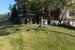 4628 Elmbank Ave, Saint Louis, MO 63115 - Photo 2