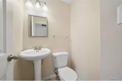 1426 Willow Brook Cove, Saint Louis, MO 63146 - Photo 14