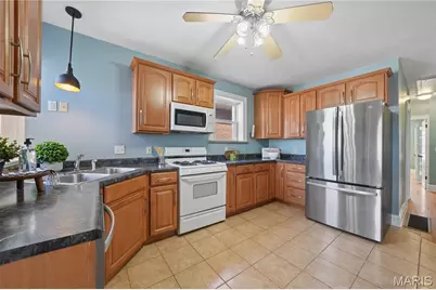 5705 Lisette Avenue, Saint Louis, MO 63109 - Photo 12