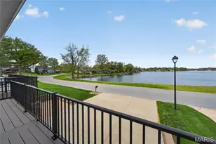 8 Guyenne Dr, Lake Saint Louis, MO 63367 - Photo 4