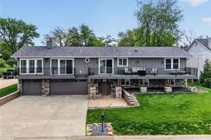 8 Guyenne Dr, Lake Saint Louis, MO 63367 - Photo 1