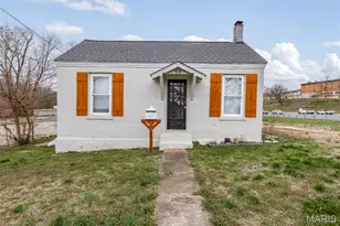 918 Elm St, De Soto, MO 63020 - Photo 2