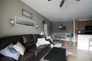 37 Kassebaum Ln, Saint Louis, MO 63129 - Photo 6