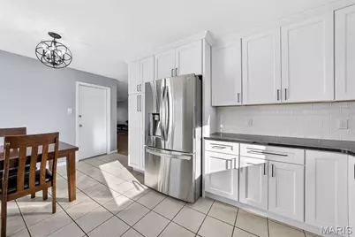 5646 Dove Meadow Lane, Saint Louis, MO 63129 - Photo 18