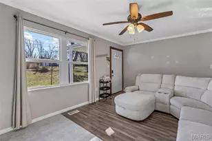 13552 E Sunrise Lake Dr, De Soto, MO 63020 - Photo 12